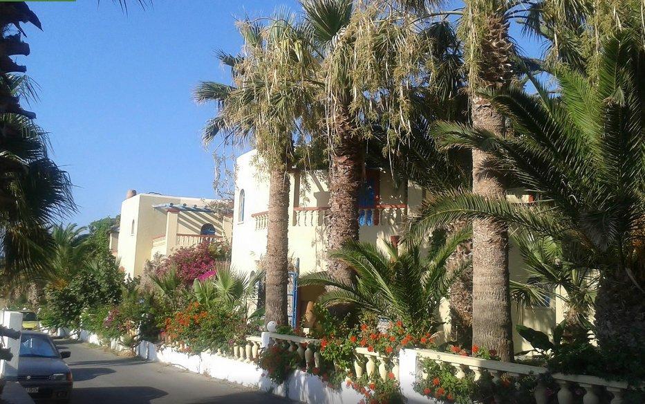 Palm Bay Hotel Sisi Exterior photo