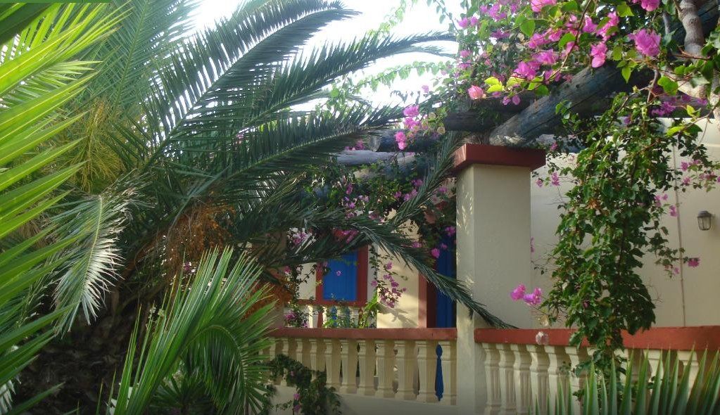 Palm Bay Hotel Sisi Exterior photo